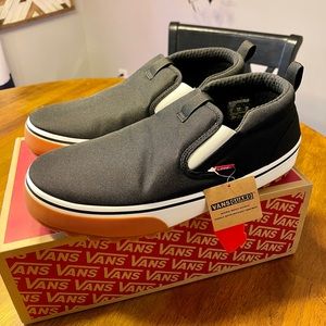 Van’s Men’s Outdoor Snow Lodge Slippers Size 13